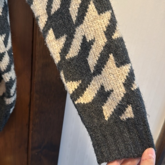 Dance & Marvel Open Front Houndstooth Cardigan - Picture 7 of 15